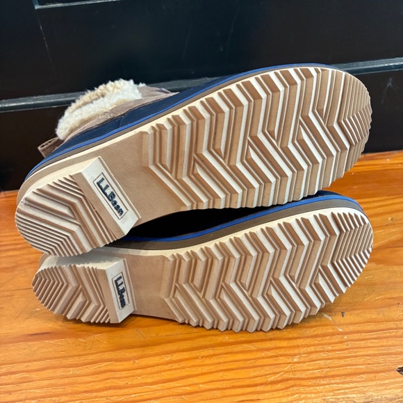 LL Bean kids snow boots - Picture 3 of 4